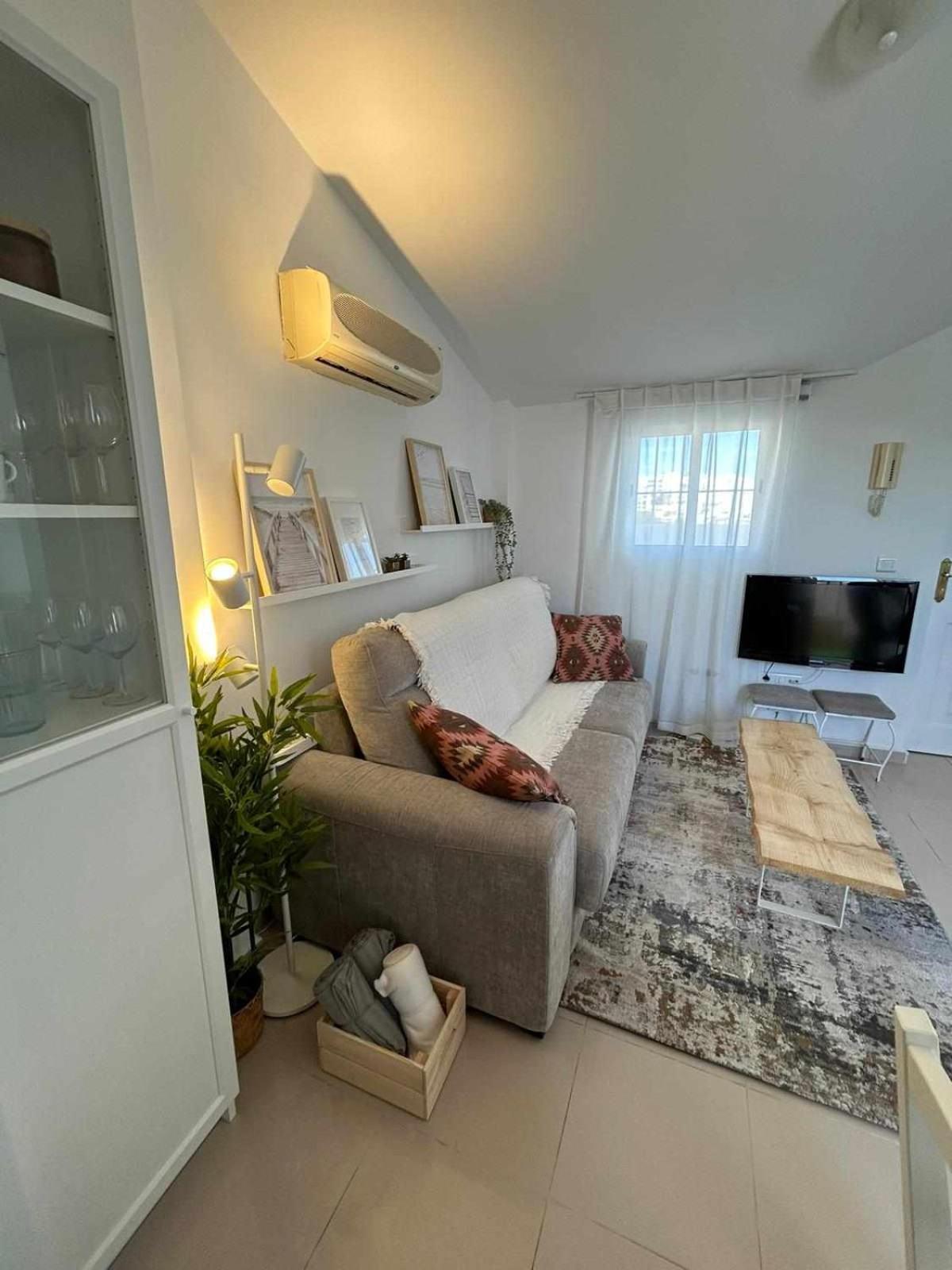 Acogedor Con Piscina En Apartment
