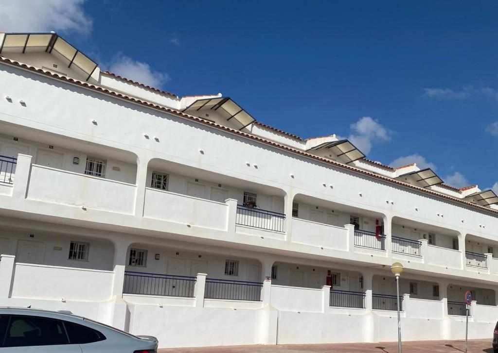Acogedor Con Piscina En Apartment